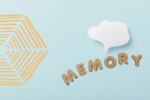 Imagen de una nube sobre fondo azul con la palabra Memory